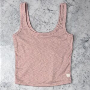 Vuori Halo Essential Tank